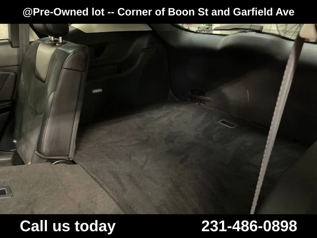 Used 2015 Silver Ford Sport image 27