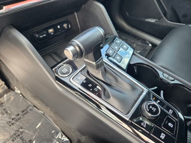 Used 2023 White Kia X-Pro Prestige image 14