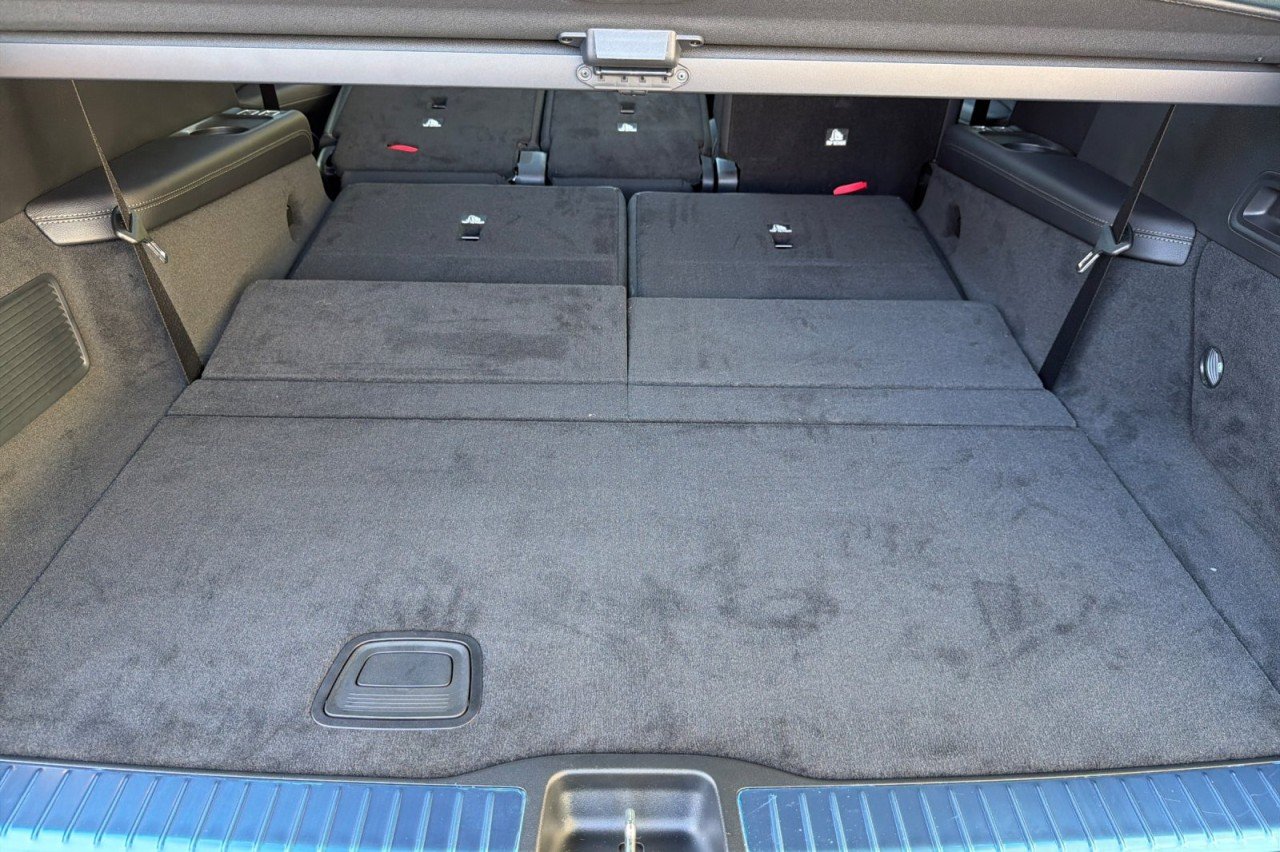 New 2026 Selenite Grey Metallic Mercedes-Benz GLS 450 4MATIC® SUV image 15
