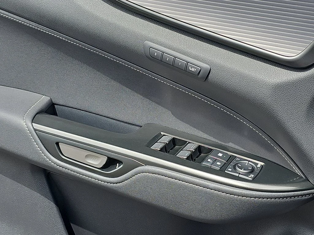 Used 2025 Silver Lexus 450h+ F SPORT image 29