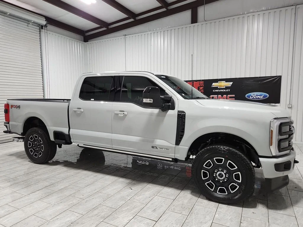 2026 Ford F-250 Platinum 4x4 Crew Cab 8' Box's photo