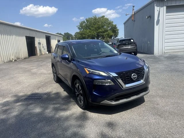Used 2023 Blue Nissan SV image 3