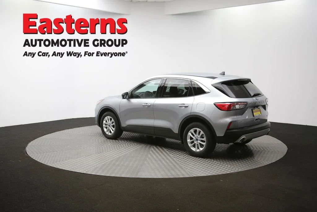 Used 2022 Silver Ford SE image 62
