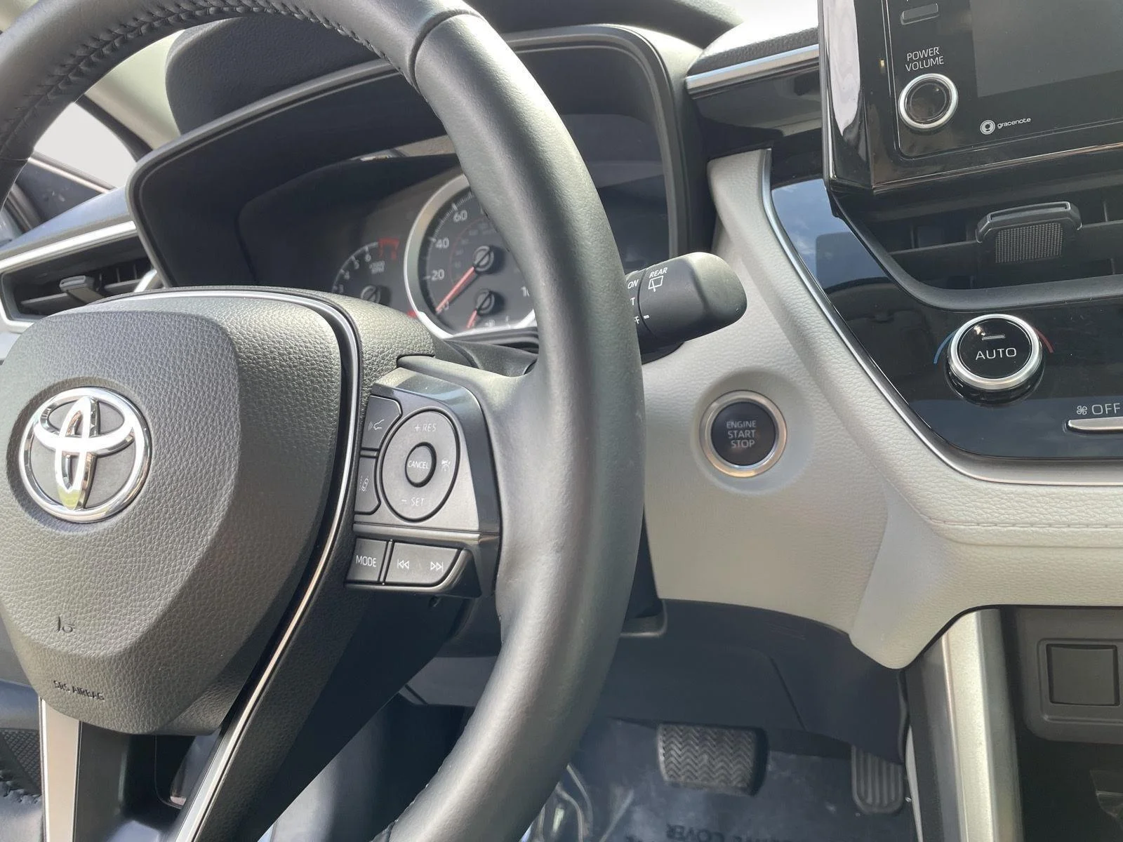 Used 2022 Celestite Toyota LE image 12
