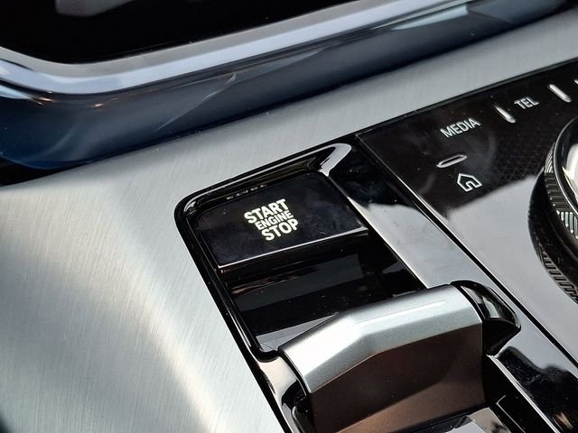 New 2026 Alpine White BMW 30 xDrive image 19