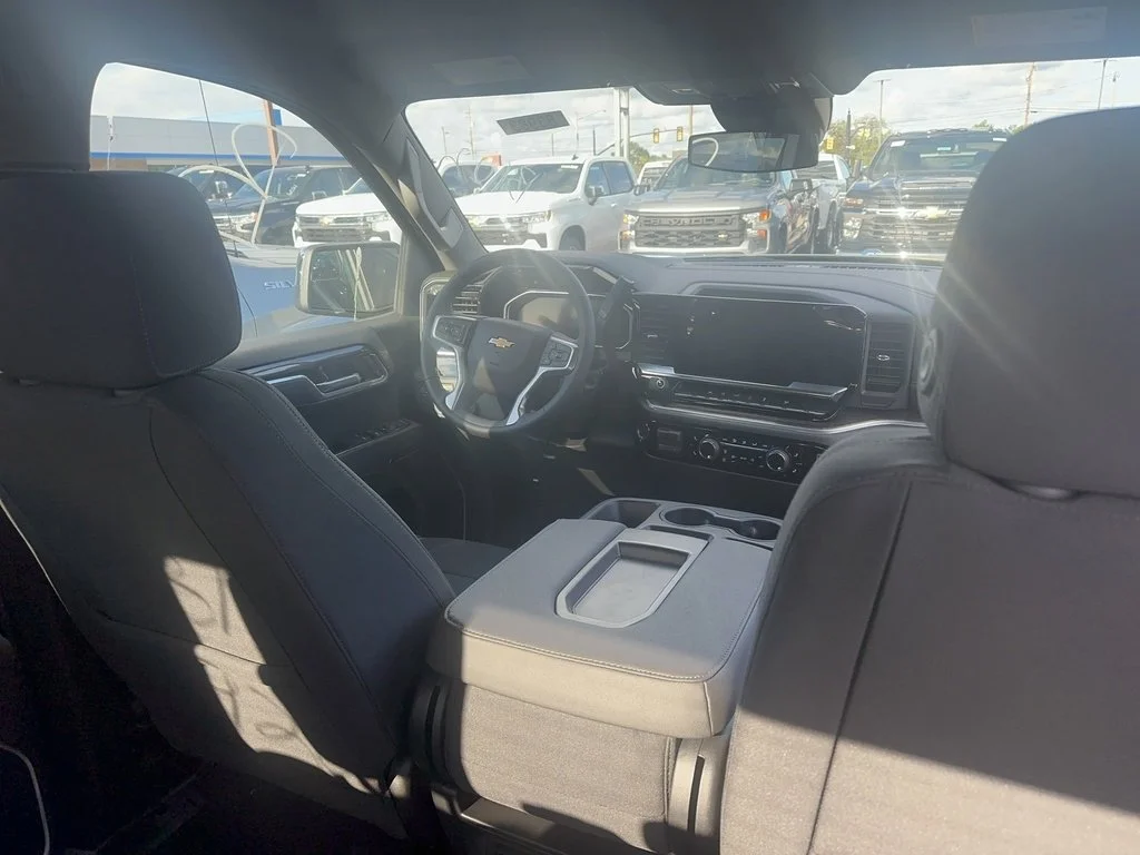 2026 Chevrolet Silverado 1500 LT - Photo 7