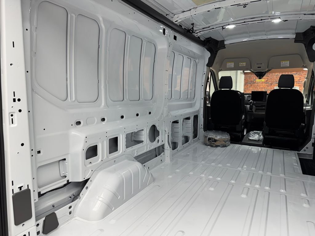 New 2026 White Ford Base image 25