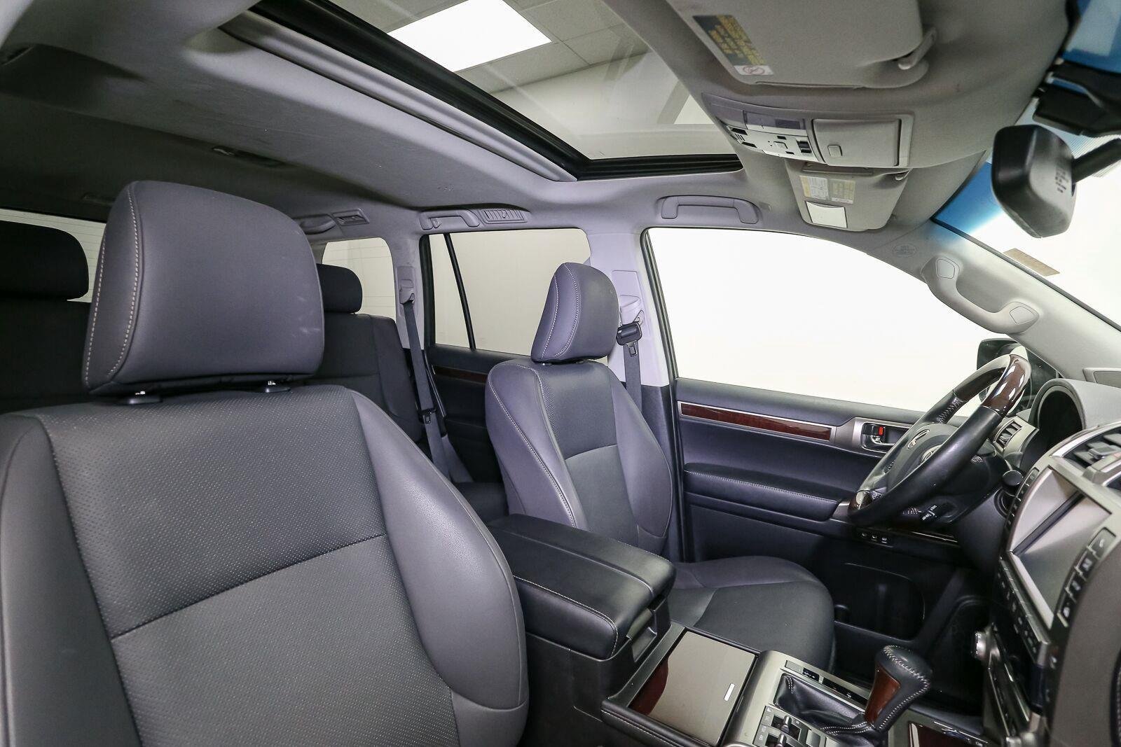 Used 2019 Black Onyx Lexus GX 460 Premium image 17