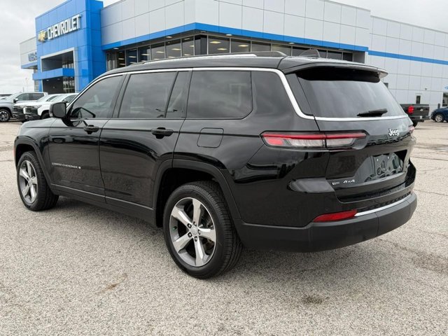Used 2021 Black Jeep Limited 4x4 image 3