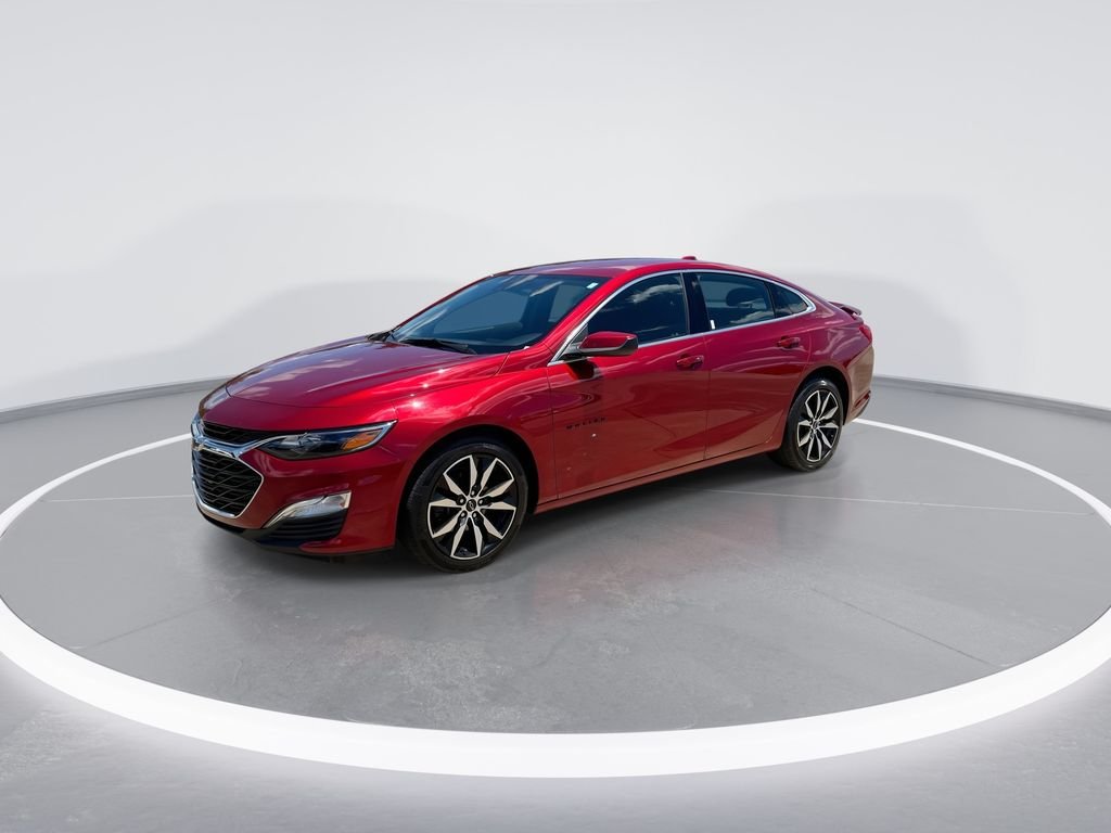 Used 2024 Red Chevrolet RS image 4