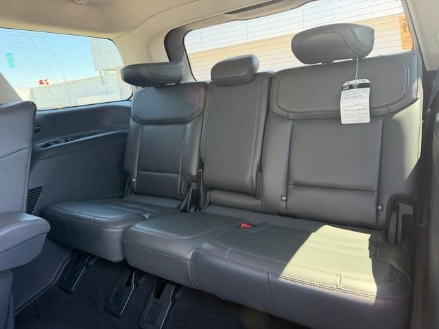 Used 2025 Gray Ford Active image 9
