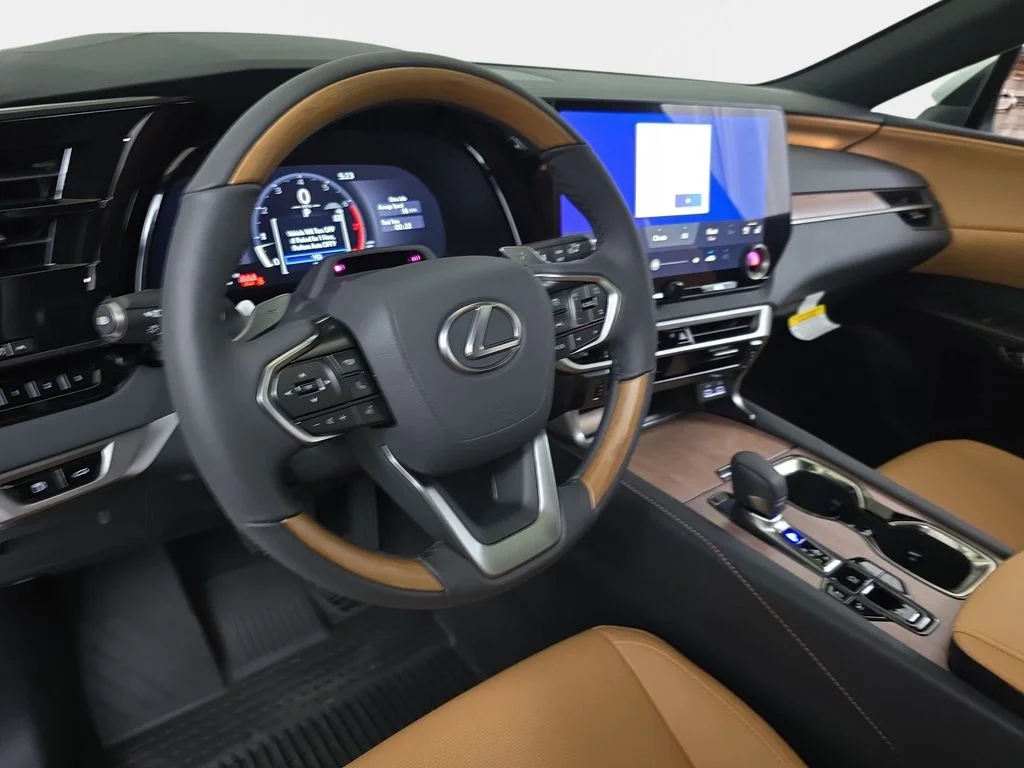 New 2026 Eminent White Pearl Lexus PREMIUM image 16