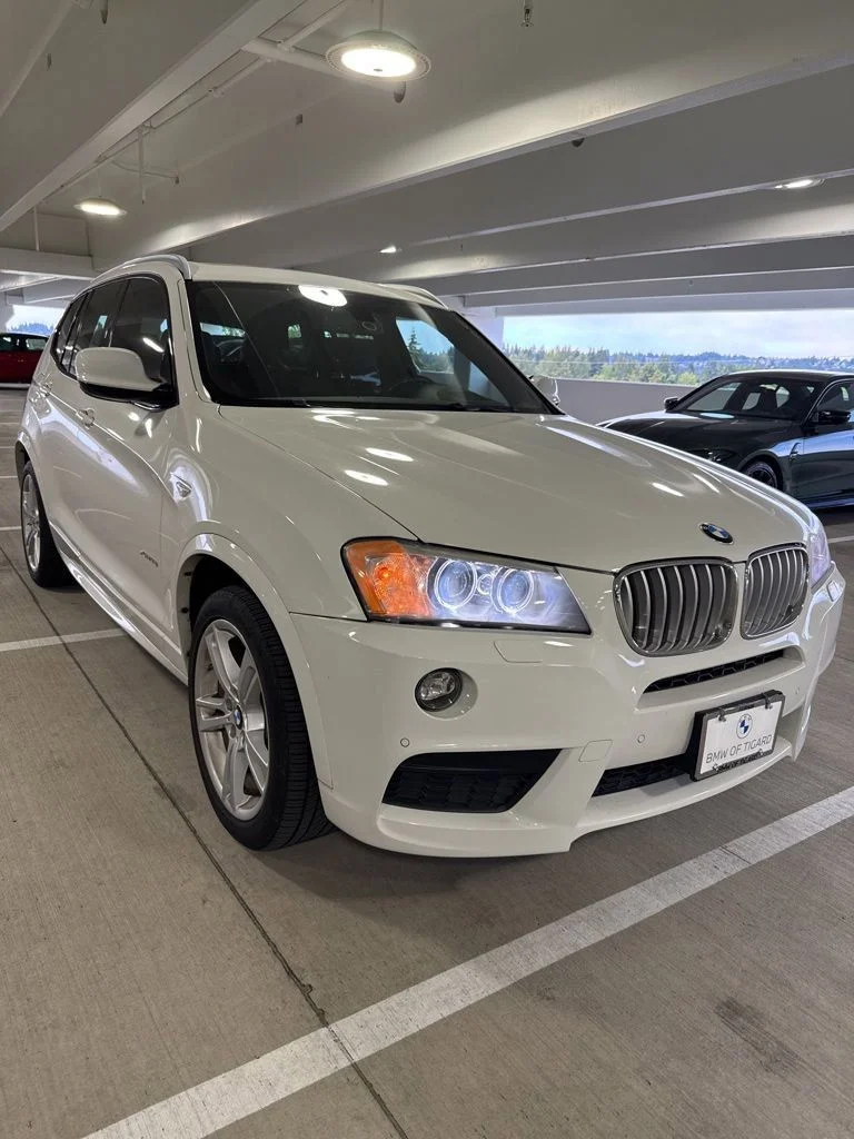Used 2014 Alpine White BMW xDrive35i image 3