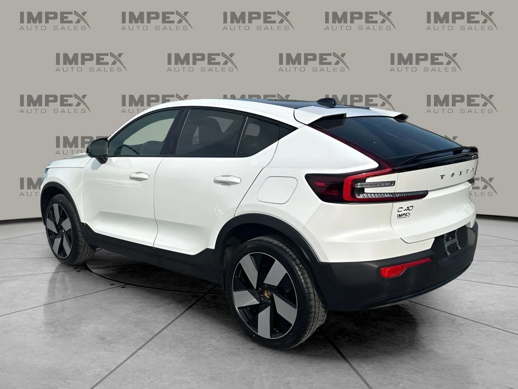 Used 2023 White Volvo Ultimate image 3