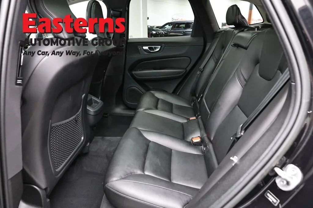 Used 2023 Black Volvo B5 Core image 20