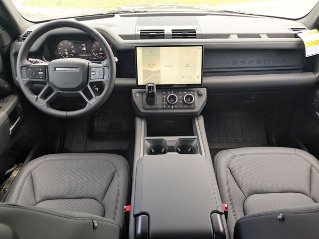 New 2026 Carpathian Grey Land Rover X-Dynamic SE image 17