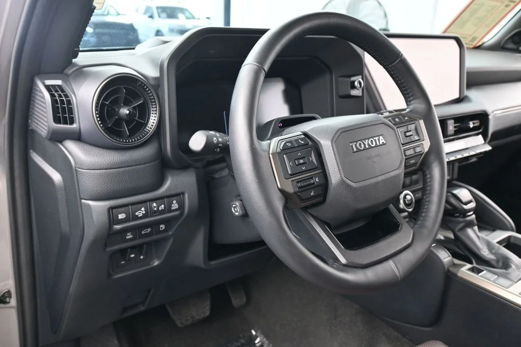 Used 2025 Meteor Toyota Base image 14