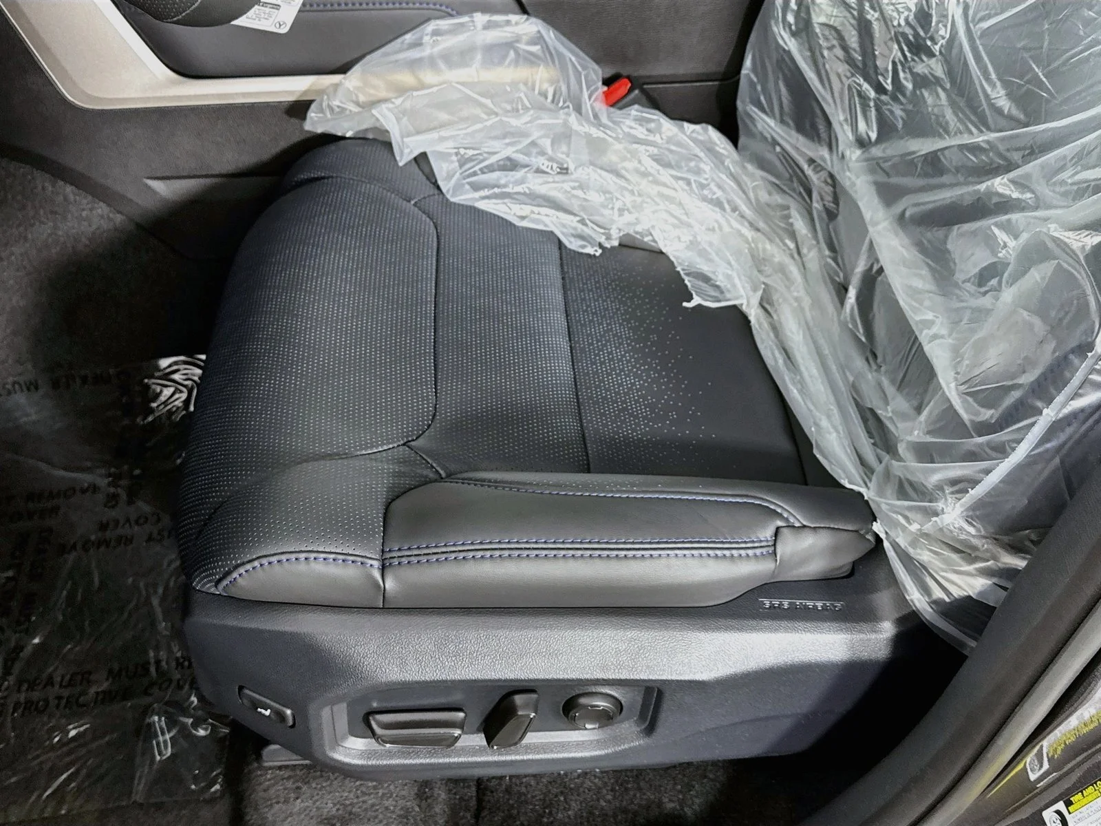 2026 Toyota Tundra Platinum - Photo 17