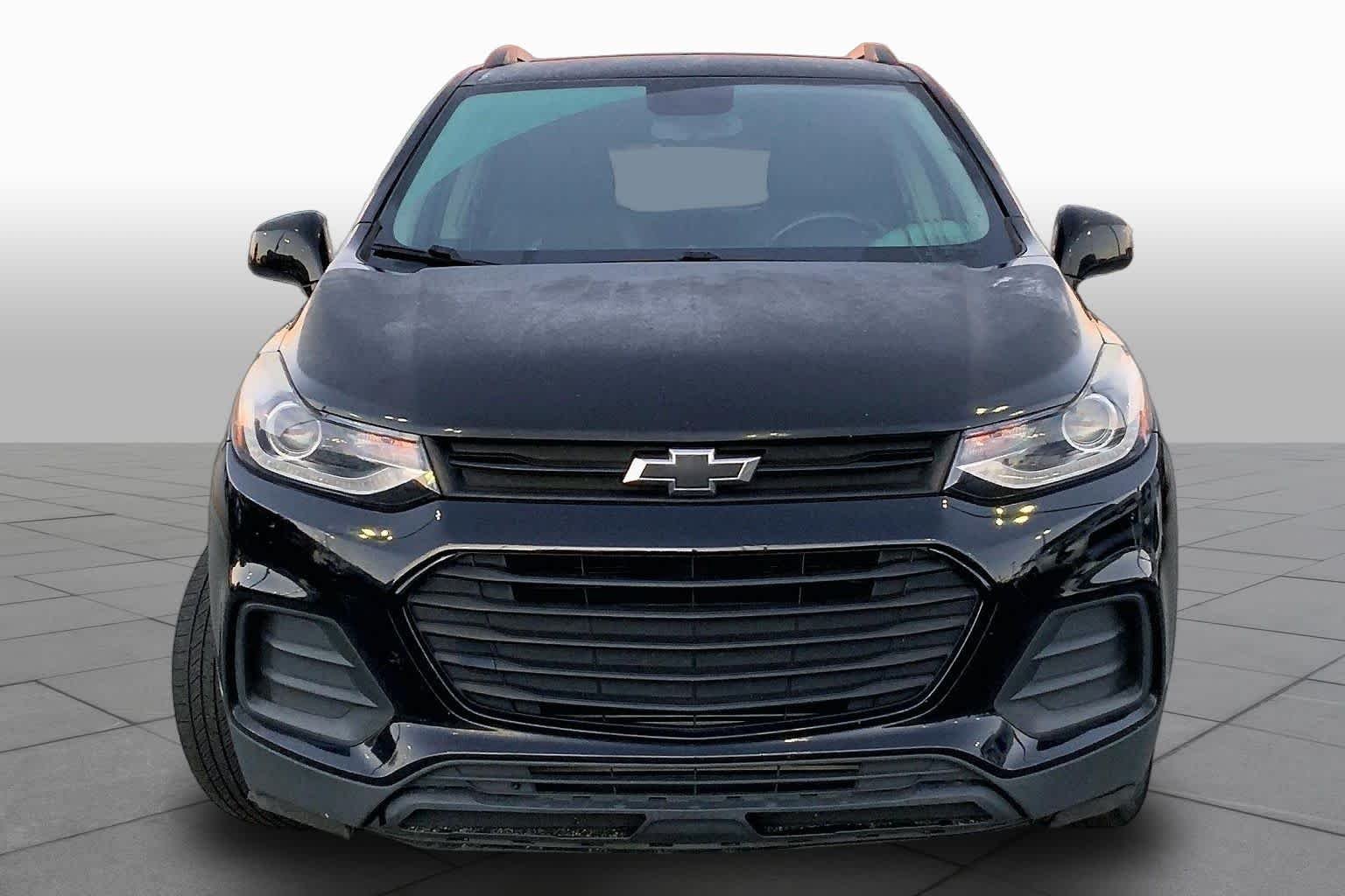 Used 2020 Mosaic Black Metallic Chevrolet LT image 4