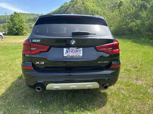 Used 2020 Black BMW xDrive30i image 7