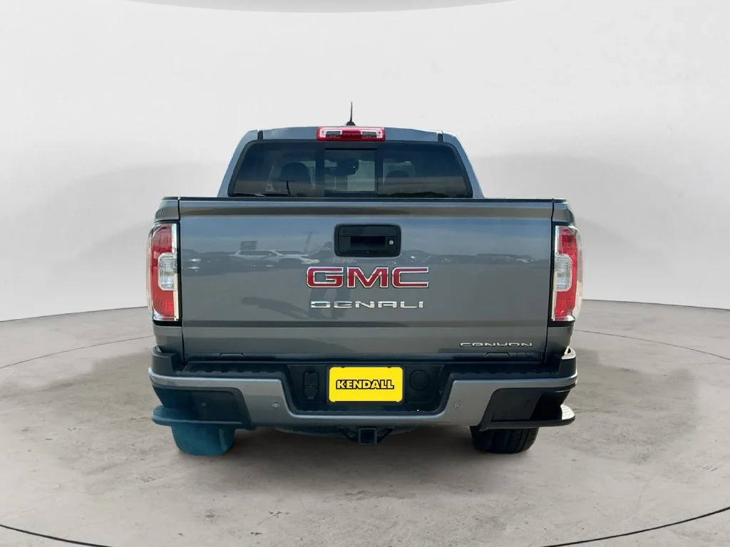 Certified Used 2022 SATIN STEEL METALLIC GMC 4WD Denali image 10