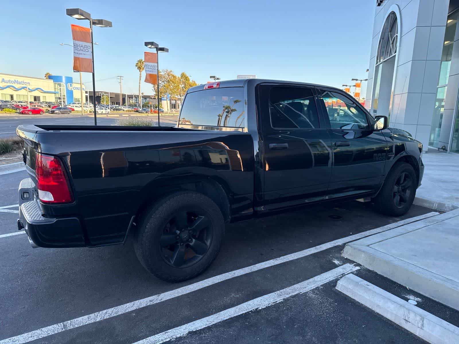 Used 2017 Brilliant Black Crystal Pearlcoat Ram Express image 9