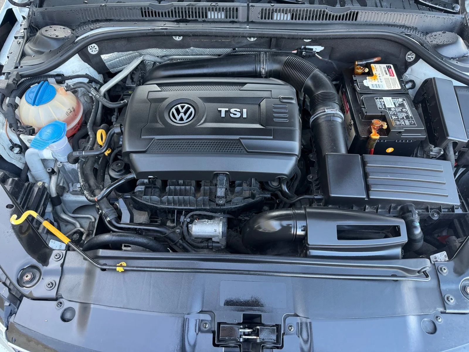 Used 2016  Volkswagen 1.8T Sport image 20