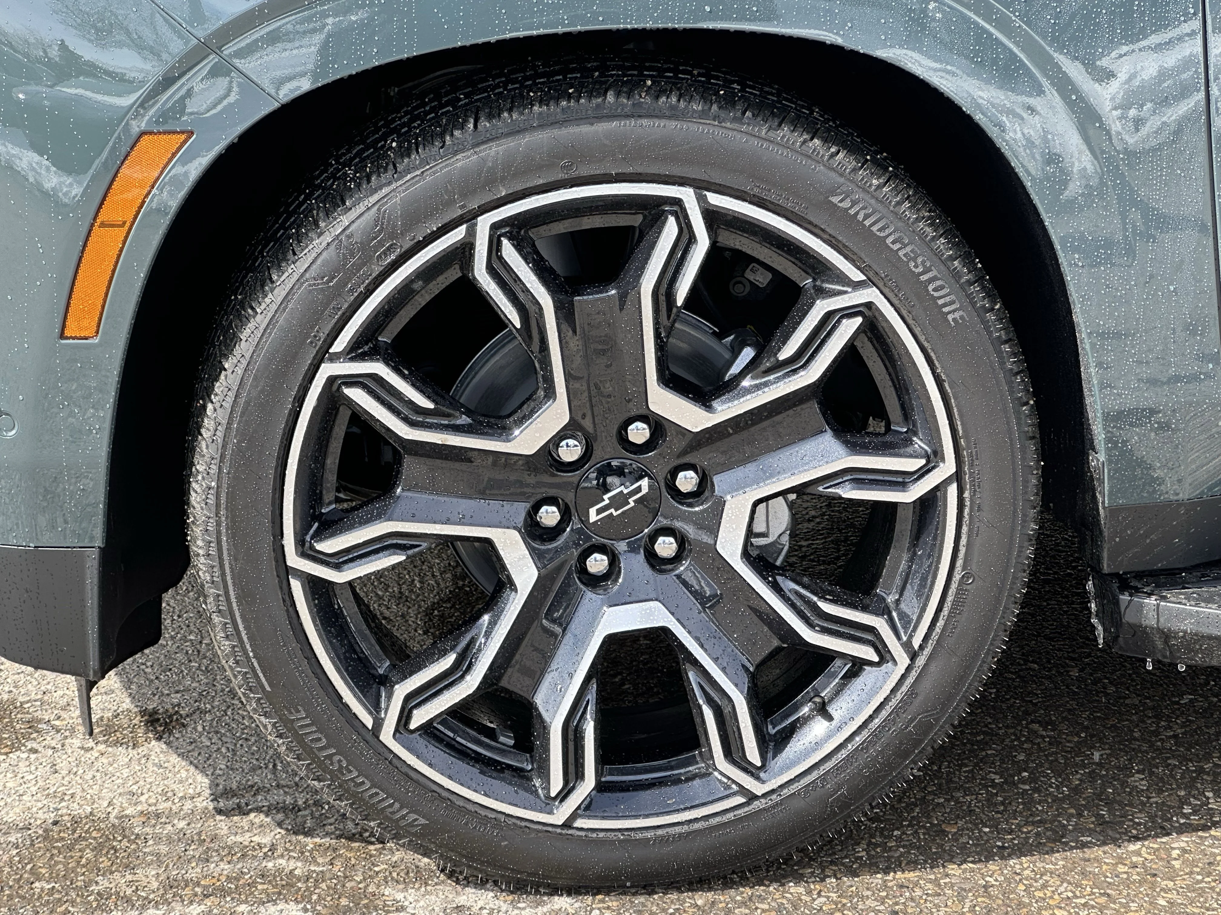 New 2026 Cypress Grey Chevrolet RST image 6