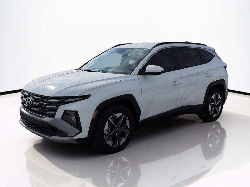New 2026 White Hyundai SEL Plus FWD image 11