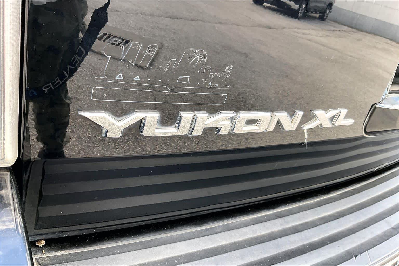 Used 2014 ONYX BLACK GMC Denali image 9