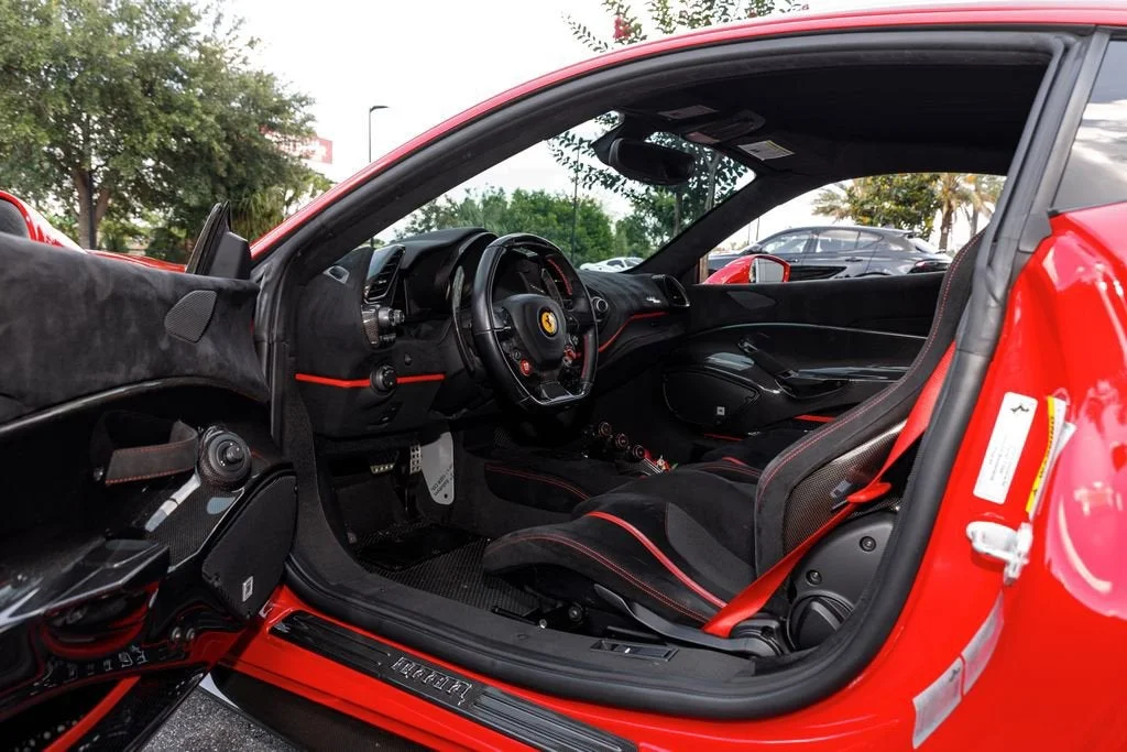 Used 2019 Rosso Corsa Ferrari  image 20