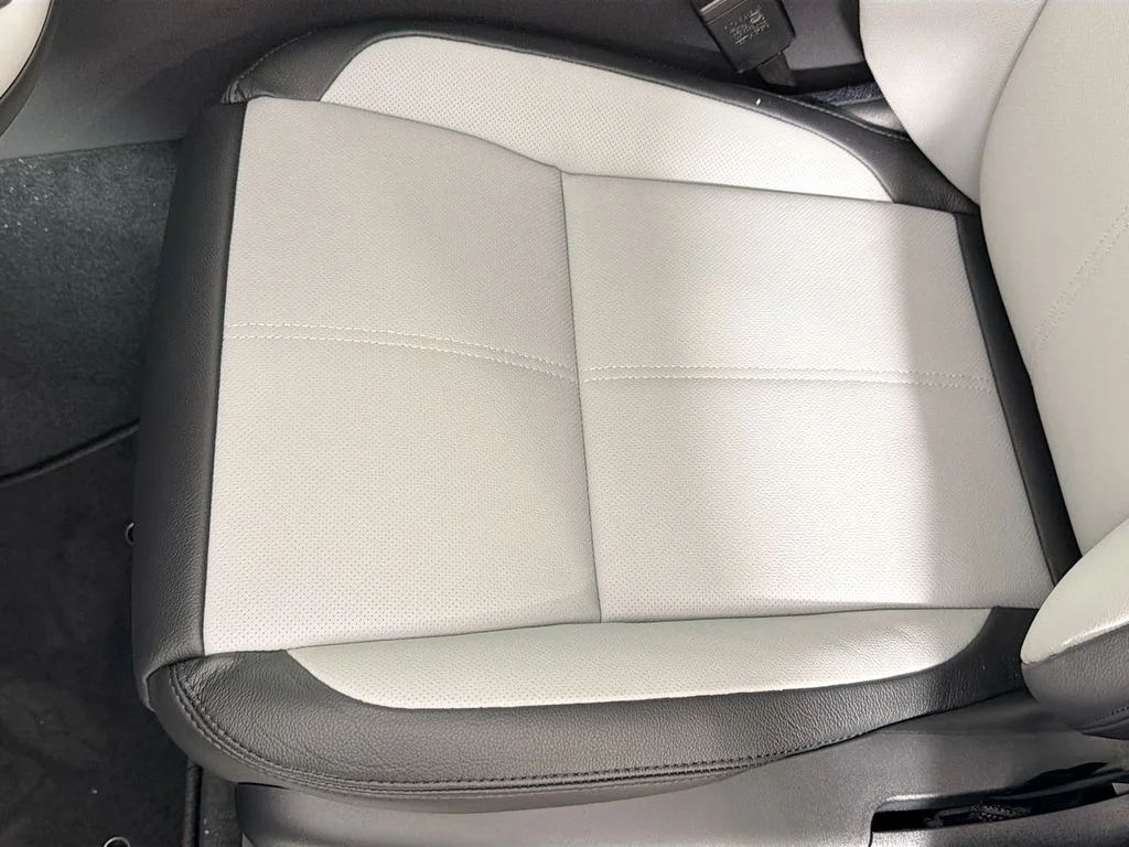 New 2026 Zadar Grey Land Rover S image 20