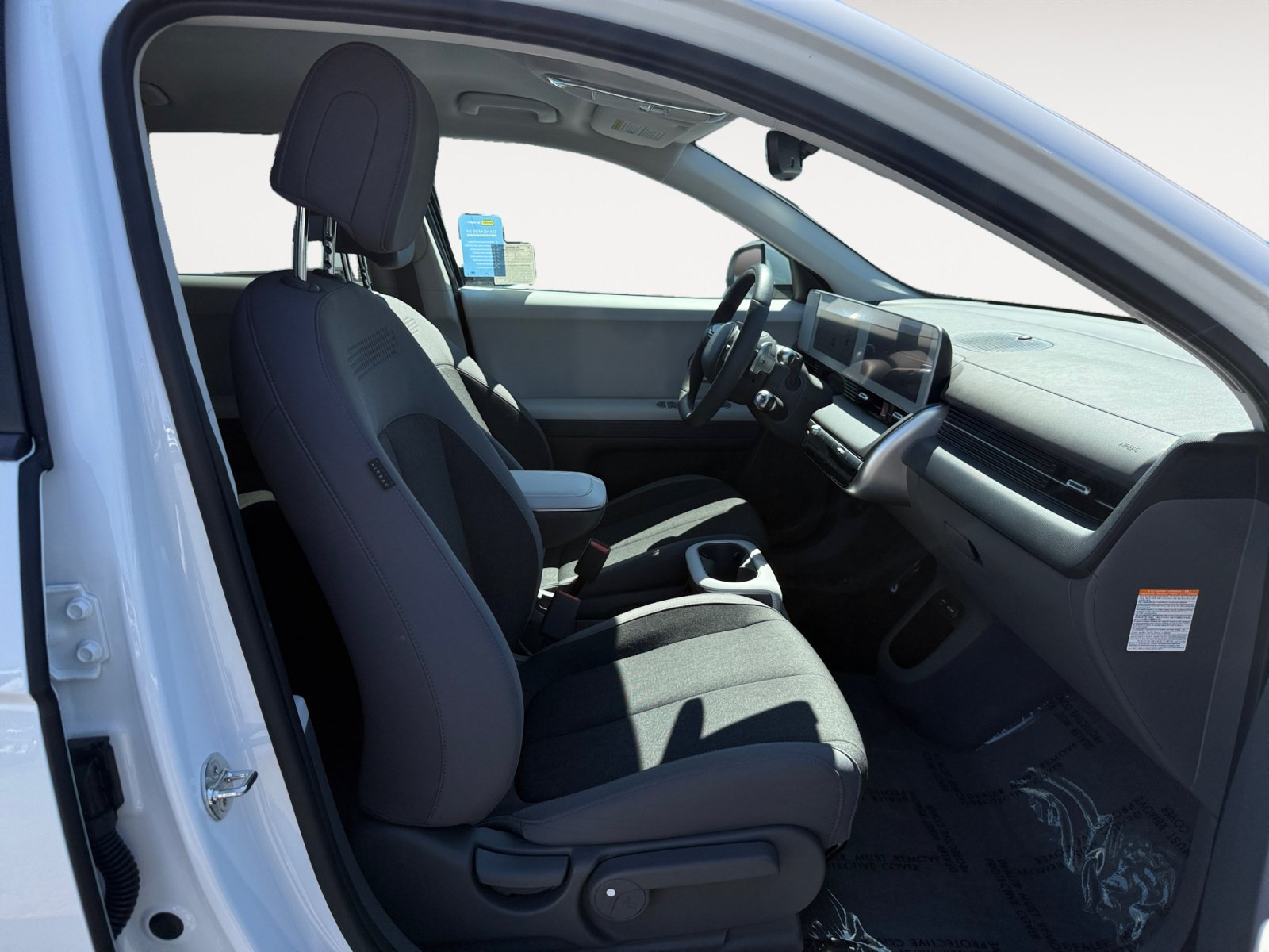 Certified Used 2024 Atlas White Hyundai SEL image 19