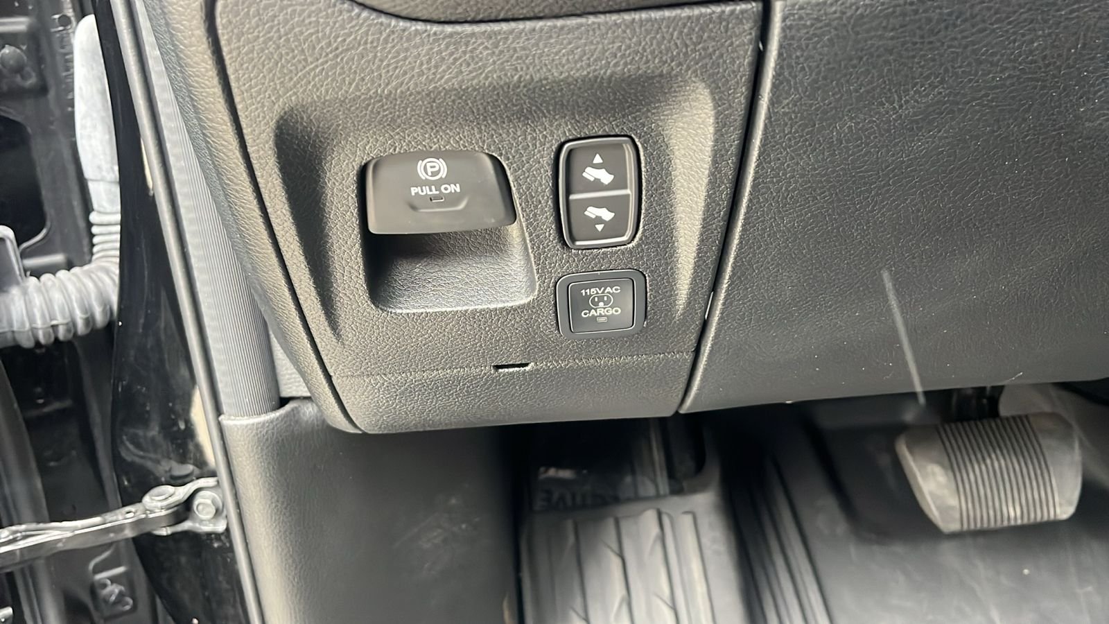 Certified Used 2025 Black Ram Laramie image 19