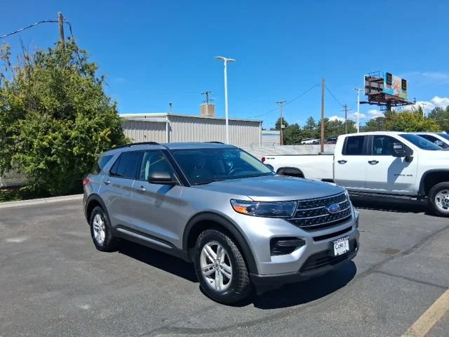 2021 Ford Explorer XLT 4WD's photo