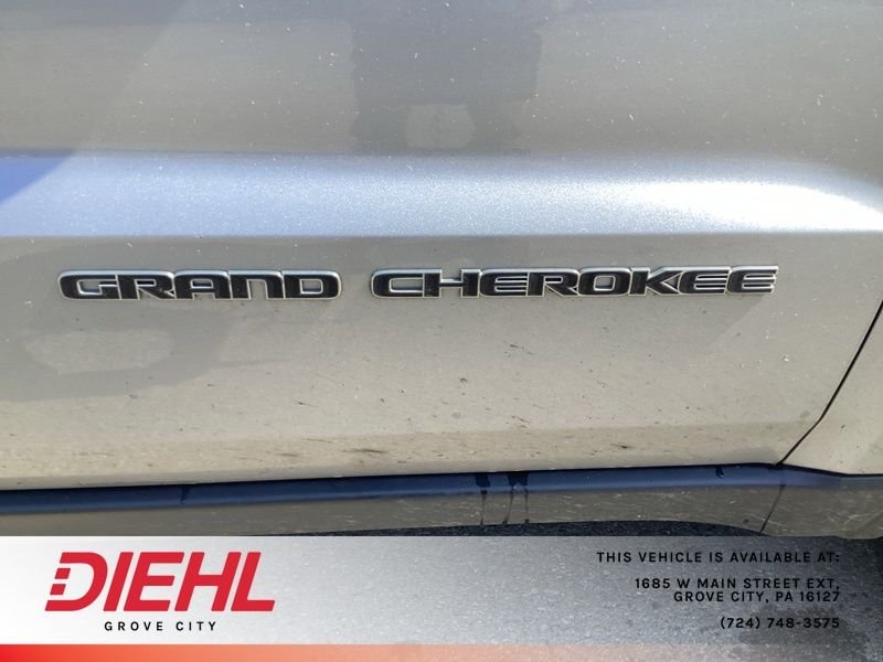 Used 2020 Silver Jeep Limited image 10