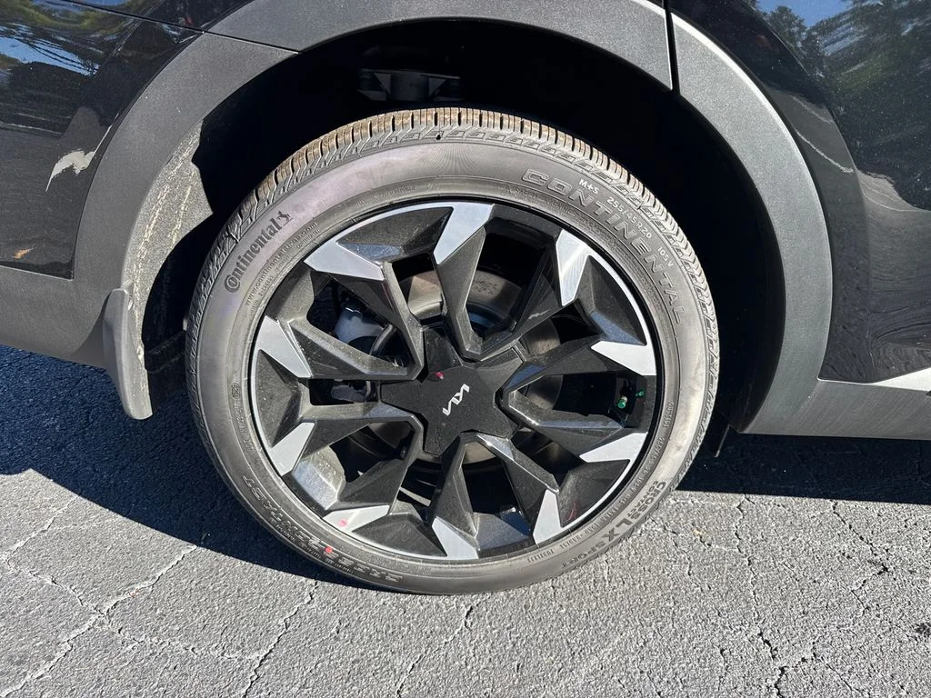 New 2026 Black Kia EX image 17