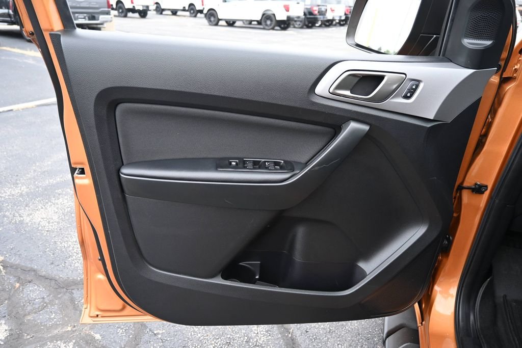 Certified Used 2019 Saber Metallic Ford XLT image 18