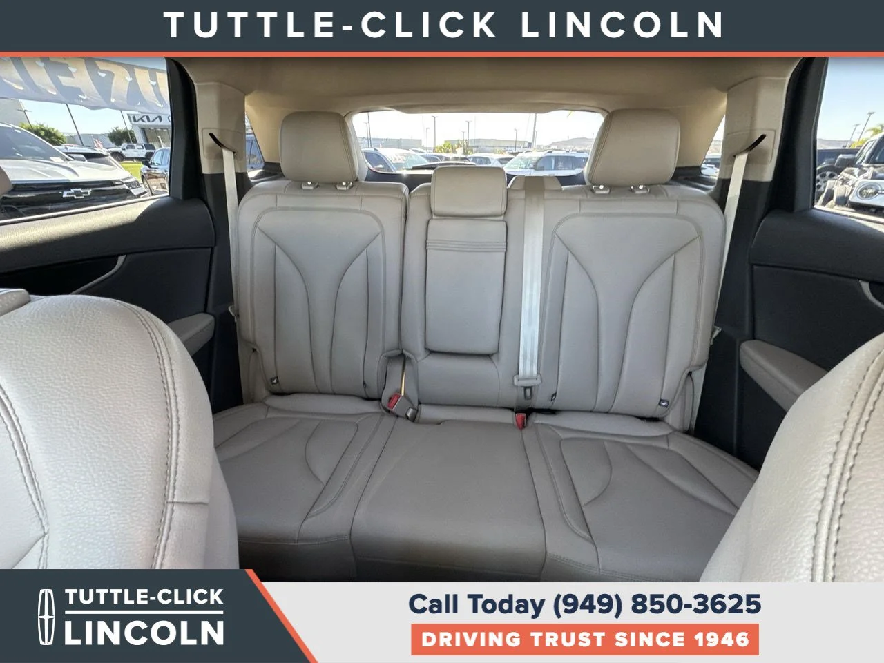 Used 2023 PRISTINE WHITE ME Lincoln Standard image 7