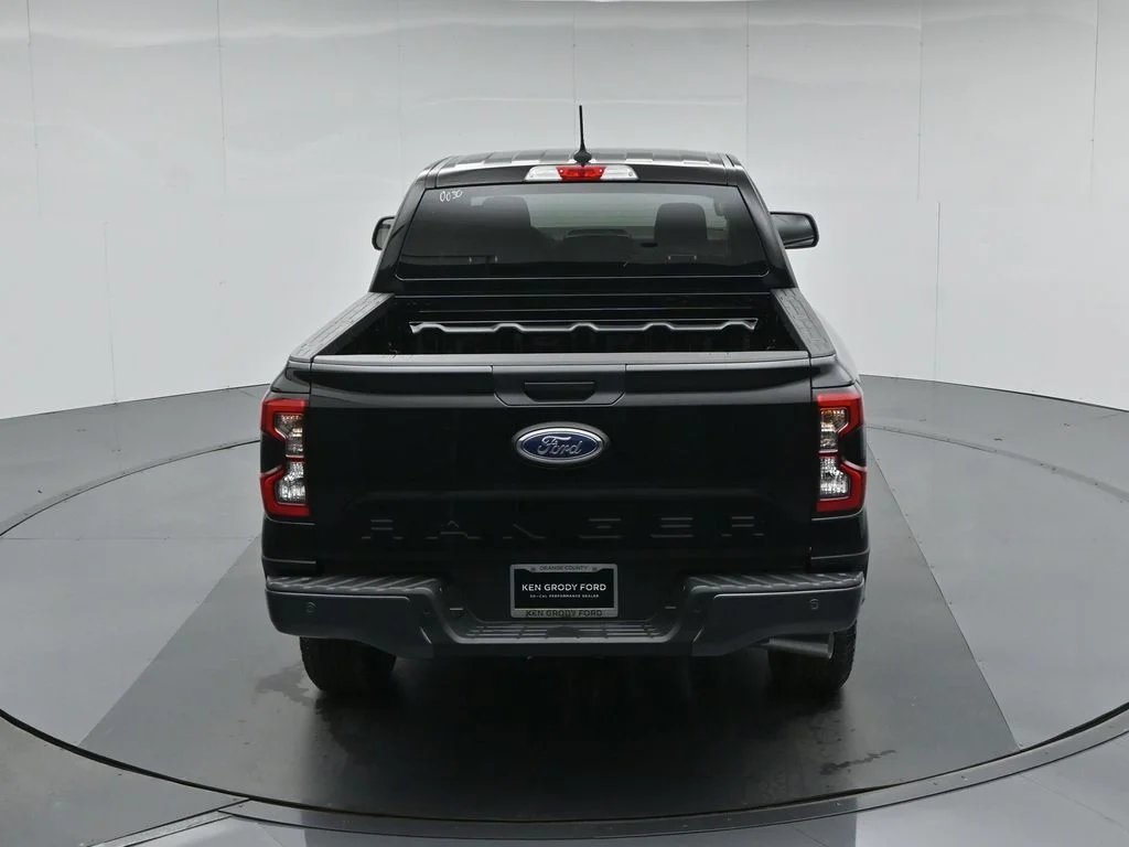 New 2026 Shadow Black Ford XLT image 38