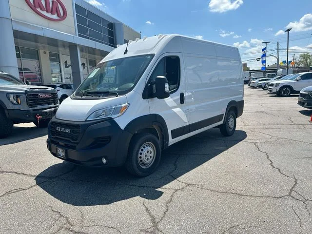 Used 2025 White Ram High Roof image 11