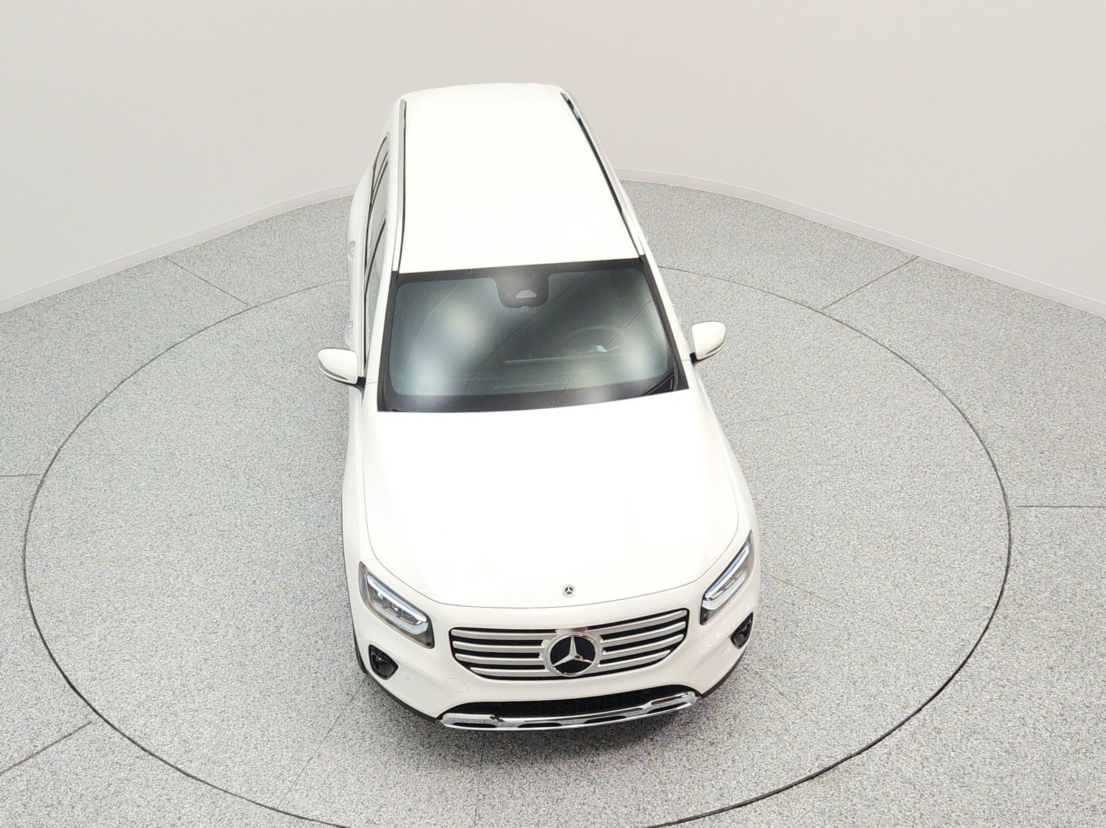 Used 2025 Polar White Mercedes-Benz GLB 250 SUV image 23