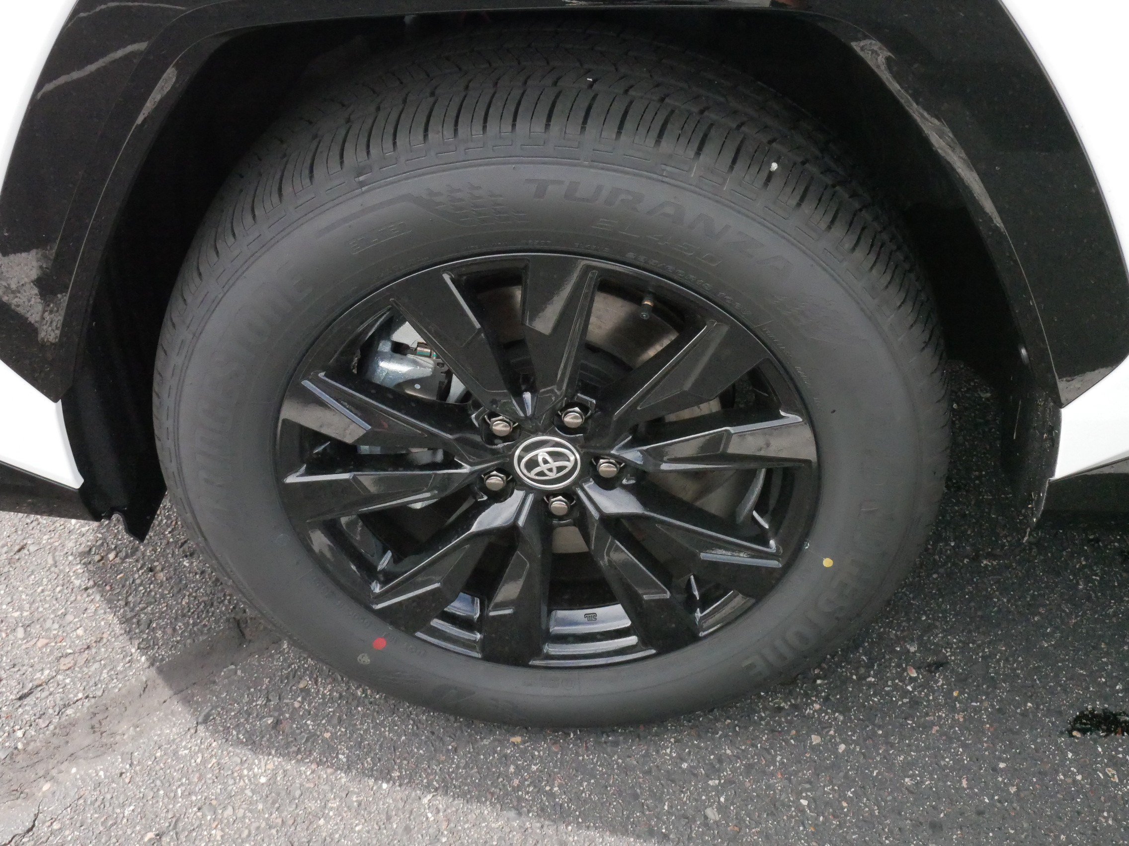 Used 2026 Ice Cap Toyota SE image 15
