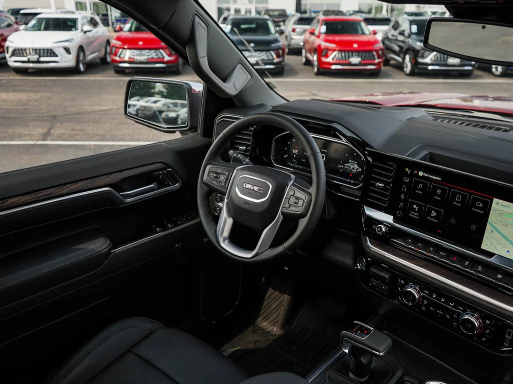 2026 GMC Sierra 1500 SLT - Photo 11