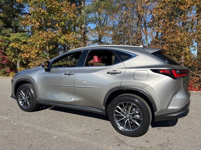 2026 Lexus NX 350 Premium photo 4