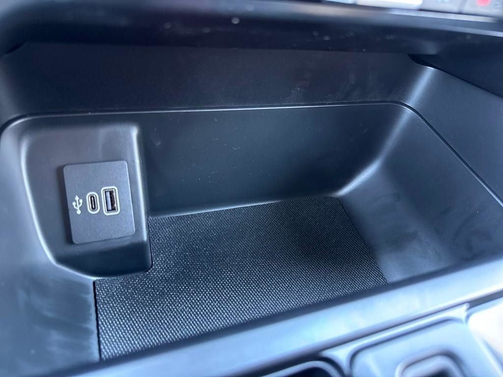 New 2026 White Ford XLT image 36