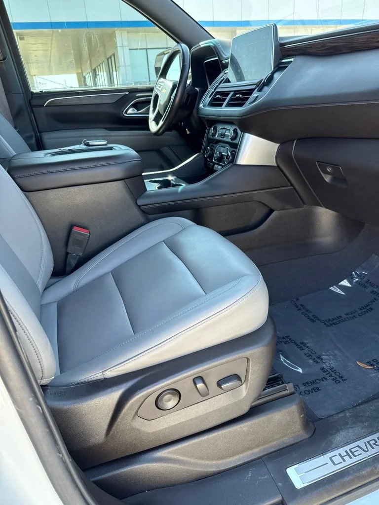 Used 2022 Summit White Chevrolet LT image 18