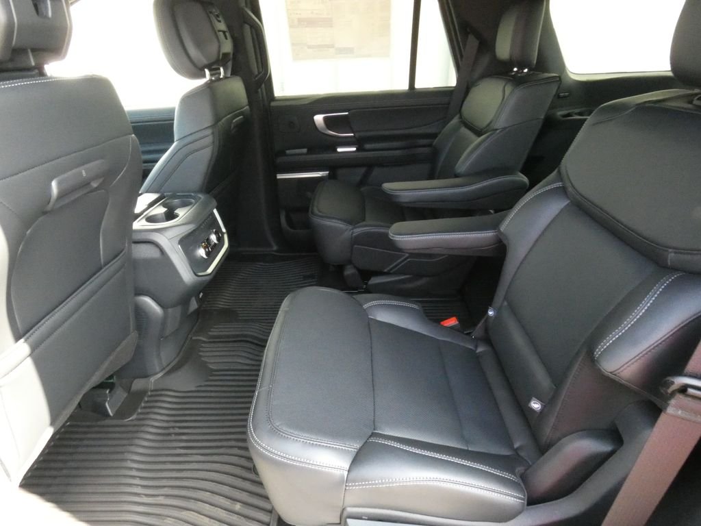 New 2026 Marsh Gray Ford Platinum® image 36