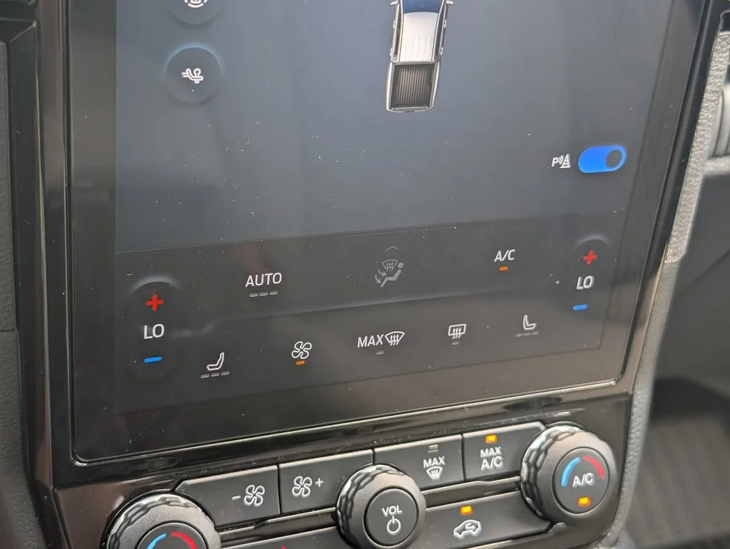 Used 2025 Gray Ford XLT image 20