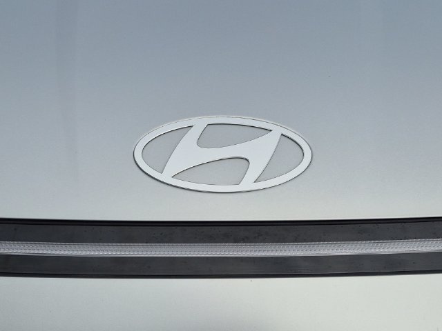 2025 Hyundai Sonata N Line - Photo 31